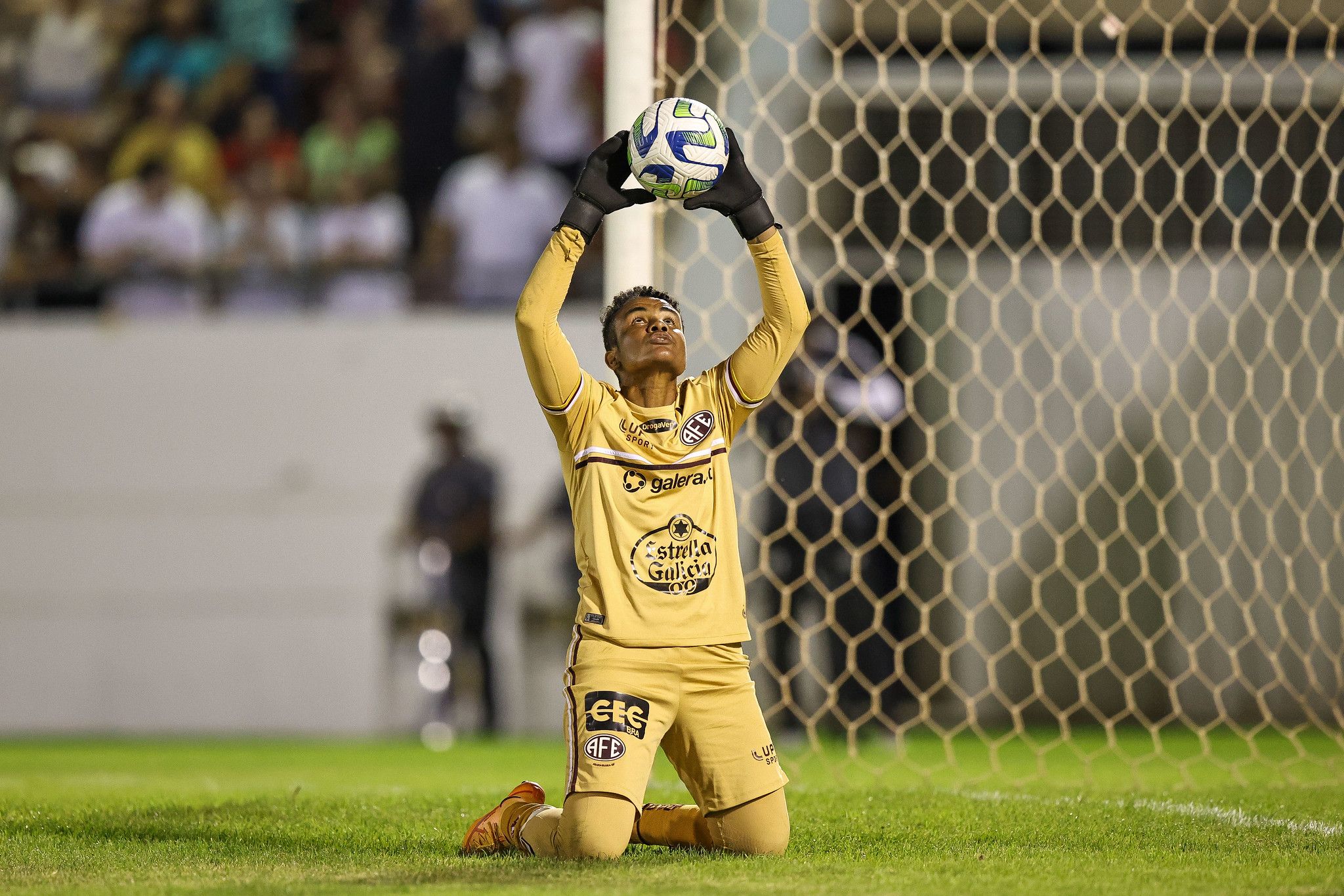 Copa Paulista: com destaque para a goleira Luciana, Ferroviária