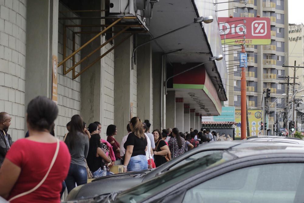 Rede de supermercado abre 250 vagas de emprego em Campinas