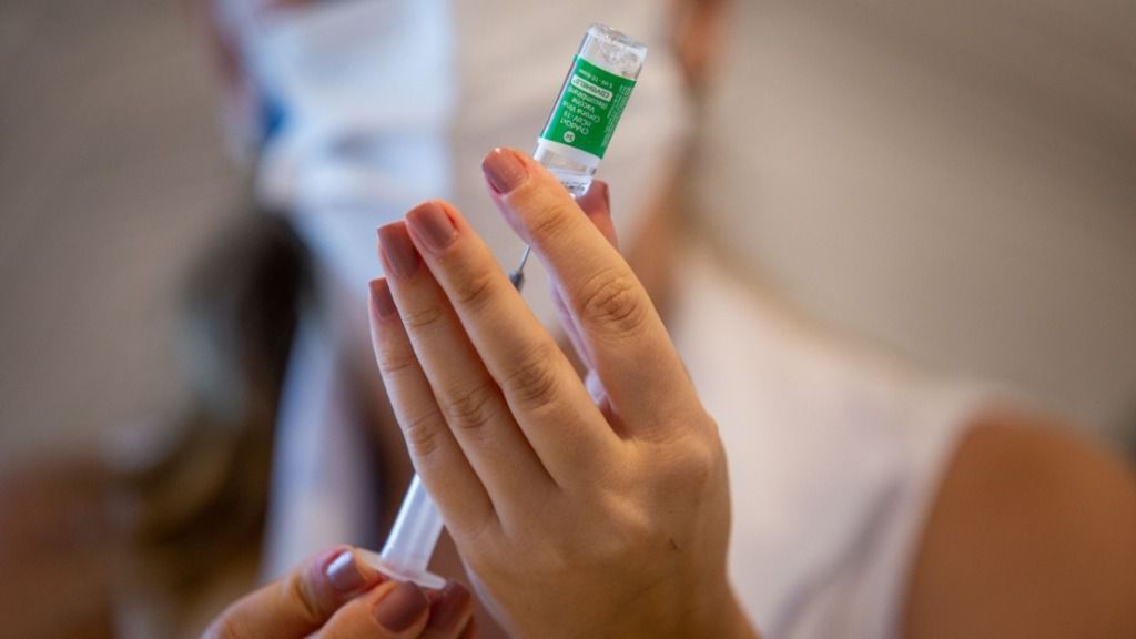 Hoje (16) pela manhã só havia cerca de 20 doses da vacina bivalente em Campinas (Foto: reprodução)