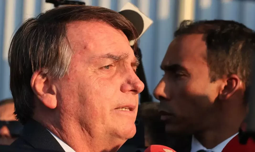 Ex-presidente apoia a pré-candidatura do deputado federal Alexandre Ramagem (PL-RJ) à Prefeitura do Rio (Foto: Agência Brasil)