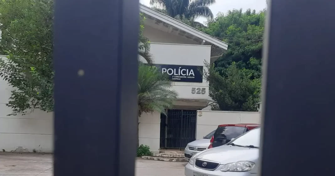 Sede da Corregedoria da Polícia Civil, em Campinas (Foto: Denny Cesare/Código 19)