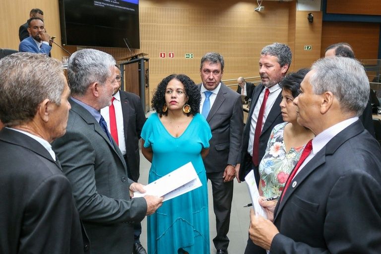 Votação desta quarta-feira (6) prevê empréstimo, Bolsonaro e novos cargos para Prefeitura (Foto: divulgação/ CMC)