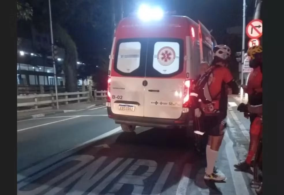 Caso aconteceu na Avenida Orosimbo Maia, quando ciclistas voltavam de um passeio noturno de bicicleta (Foto: reprodução - Eptv)