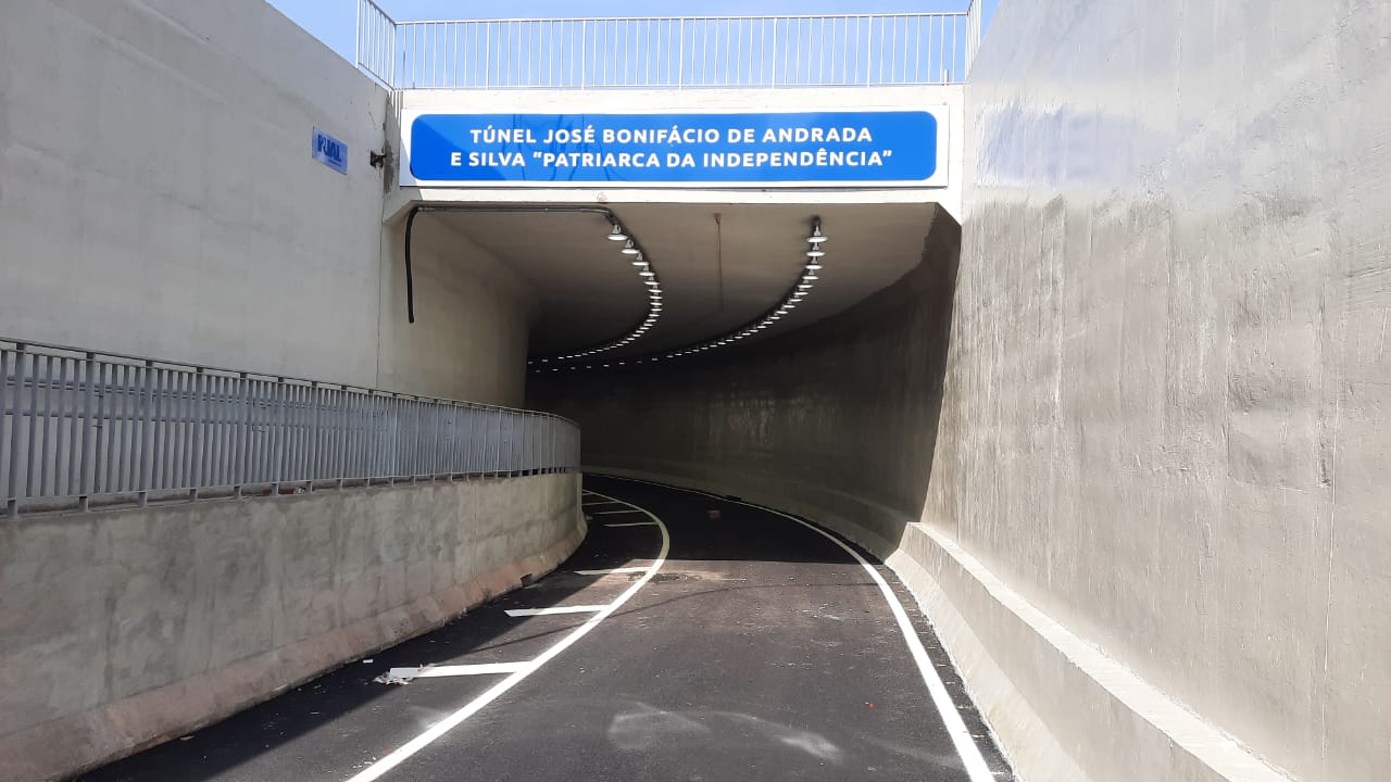 Túnel liga as avenidas Independência e Presidente Vargas em Ribeirão Preto