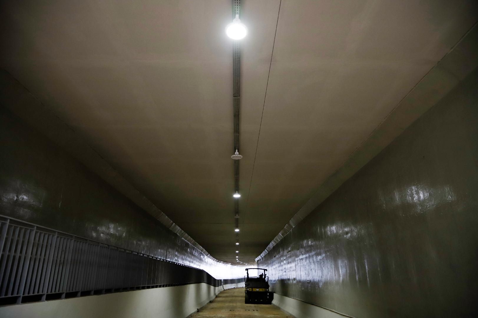 reportagem sobre a inauguração do túnel josé bonifácio