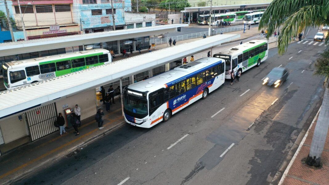 ônibus têm novos horários em ribeirão preto