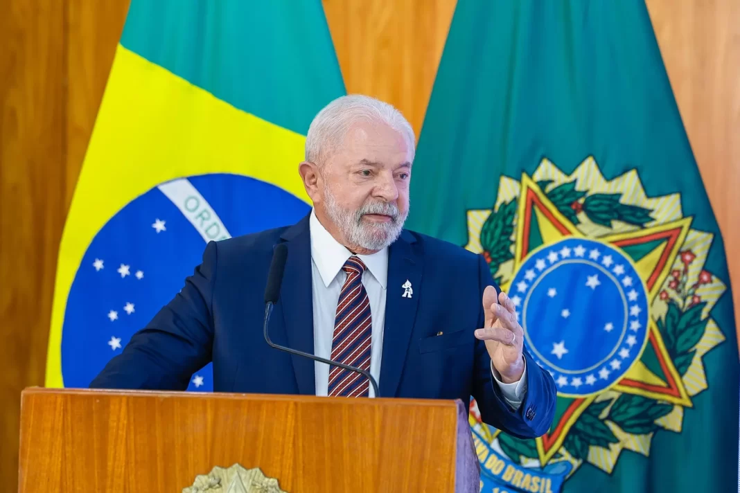 lula anuncia 100 institutos federais