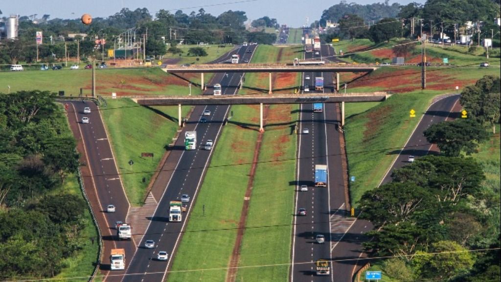 Маршрут в Escandinavia Veículos, SP-310 N Rod. Washington Luís, Araraquara  - Waze