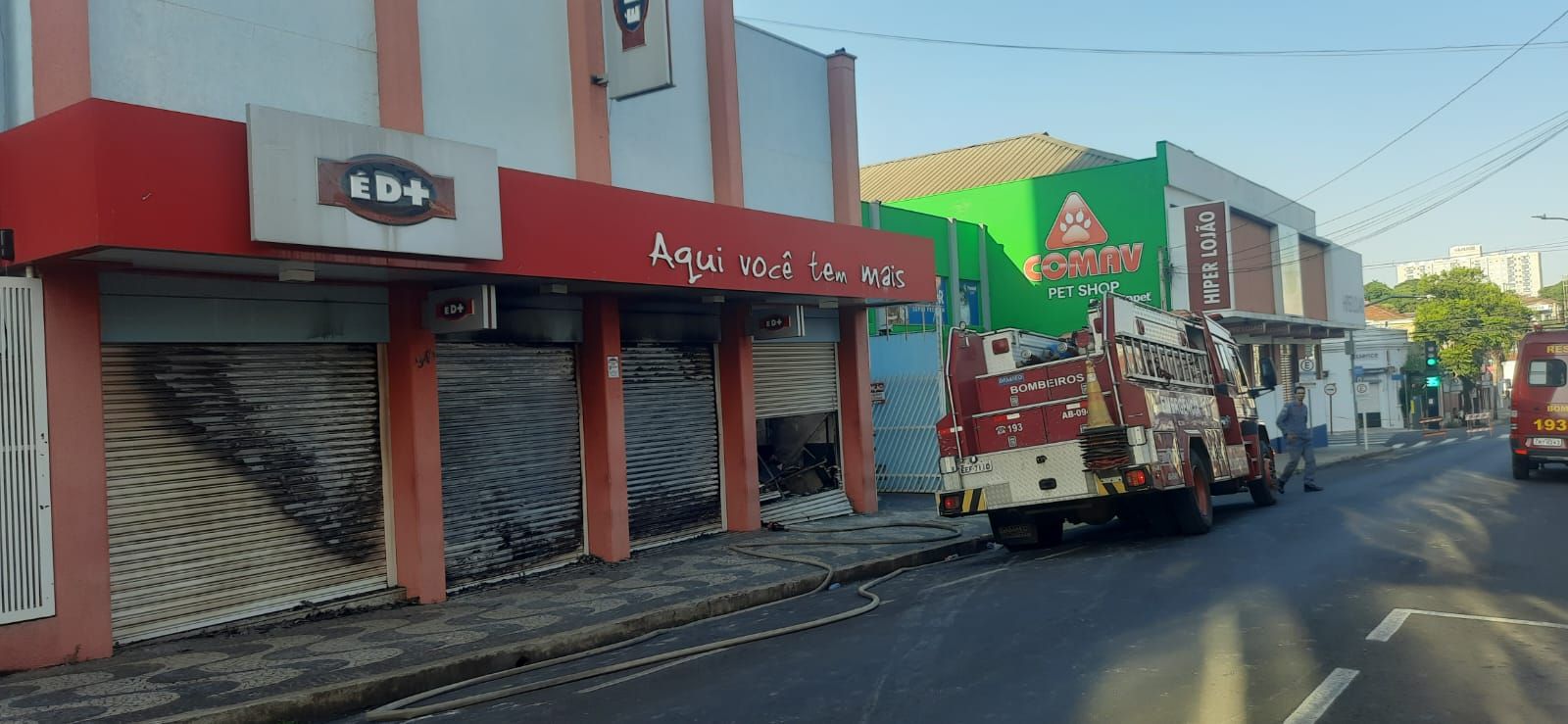 São Carlos Clube - Alguns colaboradores do São Carlos Clube estarão em  treinamento de brigada de incêndio hoje. 👩🏻‍🚒🧑🏽‍🚒👨🏿‍🚒