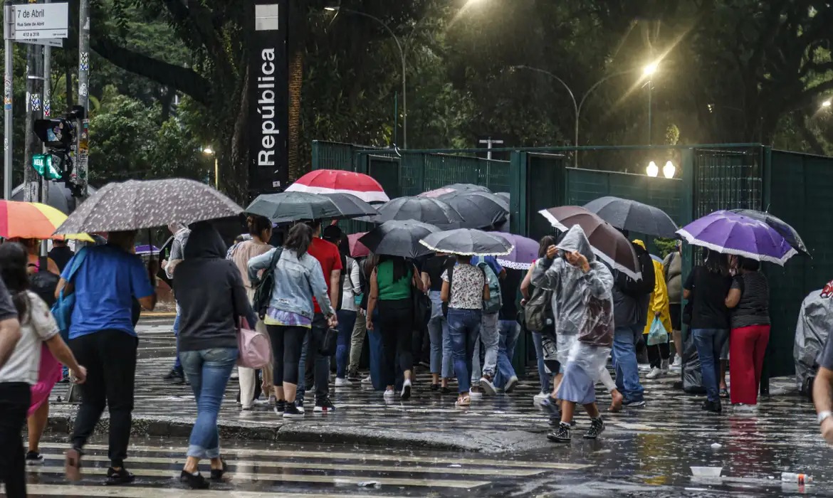 pessoas, chuvas, guarda-chuvas, rua