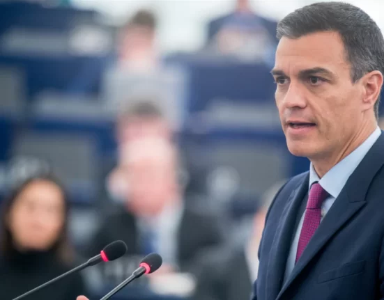 Primeiro-ministro da Espanha, Pedro Sánchez, pode renunciar